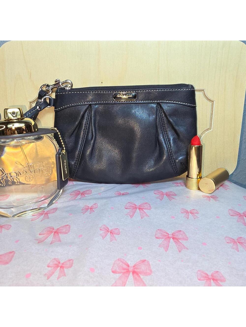 Coach Black Soho Pleated leather wristlet